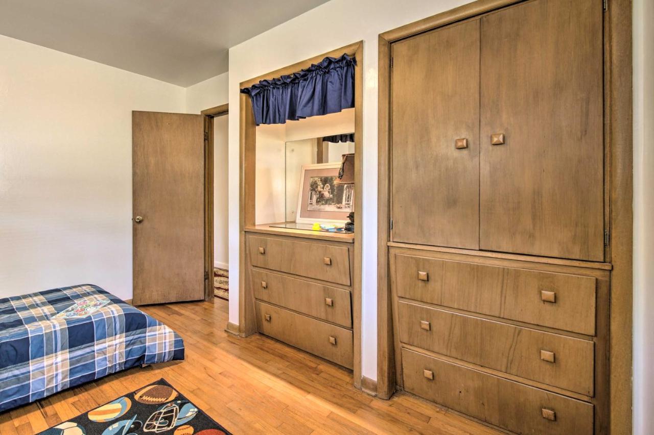 Bright Springfield Home Walk To Nature Center! Extérieur photo